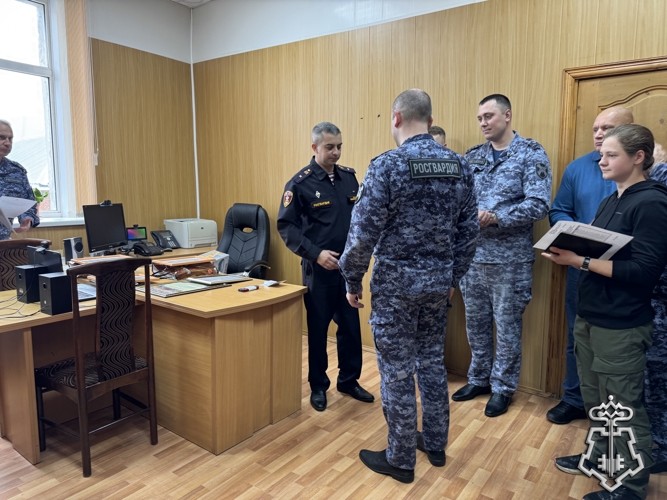 73 ГОДОВЩИНУ ОТМЕТИЛИ СОТРУДНИКИ ВНЕВЕДОМСТВЕННОЙ ОХРАНЫ РОСГВАРДИИ В СМОЛЕНСКОЙ ОБЛАСТИ