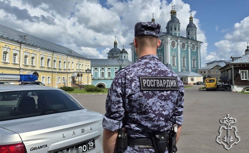 СОТРУДНИКИ РОСГВАРДИИ ЗА ПРОШЕДШУЮ НЕДЕЛЮ ВЫЕЗЖАЛИ 90 РАЗ ПО СИГНАЛУ "ТРЕВОГА" В СМОЛЕНСКОЙ ОБЛАСТИ